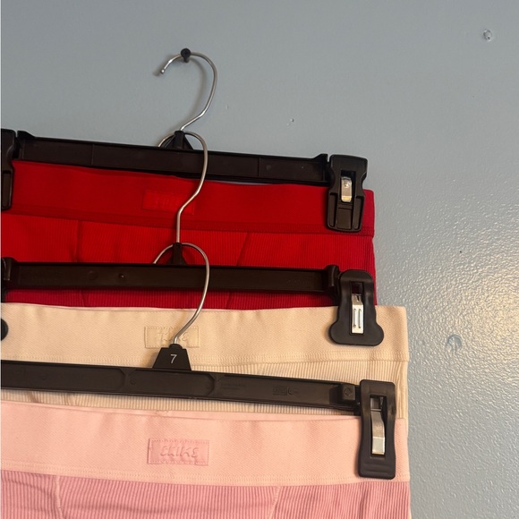 SKIMS Cotton Rib Boxer Red Multi Set - Picture 2 of 3